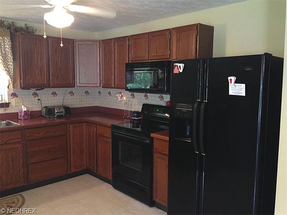 5th image of 4043 Cinnamon Dr