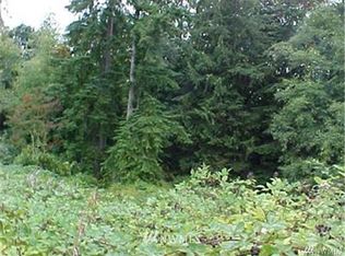 156 Oak Rd, Lynnwood, WA 98087