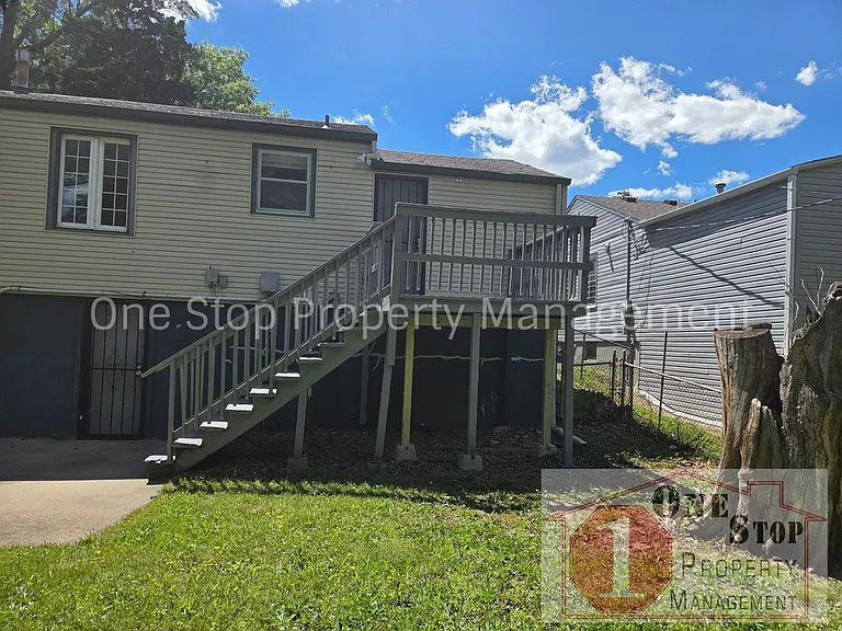 7037 Askew Ave — Photo 32