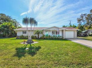 2572 Jefferson Cir, Sarasota, FL 34239