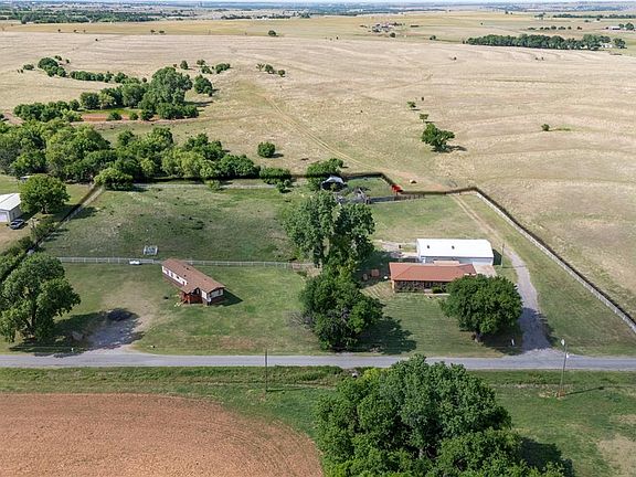 2nd image of 22681 E 1090th Rd