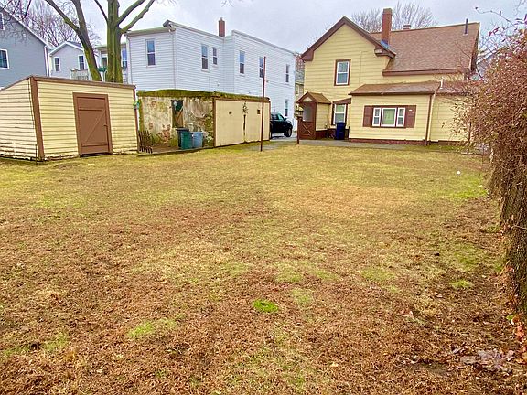 3rd image of 25 Jackson St