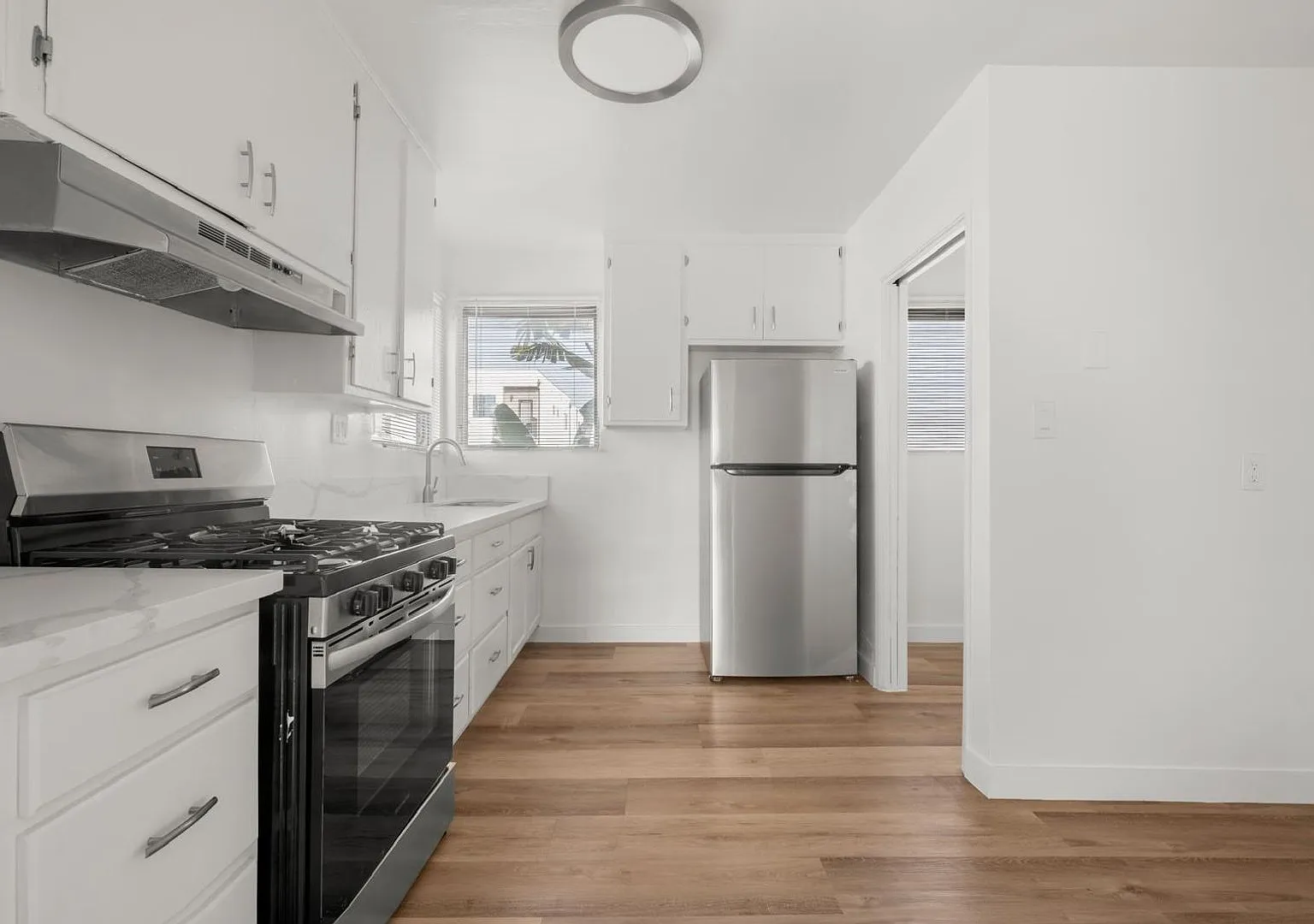642 West 74th Street — Photo 4