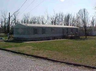 1114 Eakins St, Robards, KY 42452