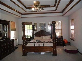 5th image of 208 Parkway Dr