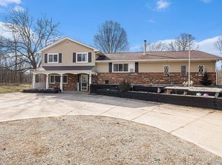 2021 Brewer Rd, Howell, MI 48855