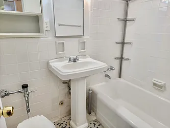 Rented by Capri Jet Realty Corp