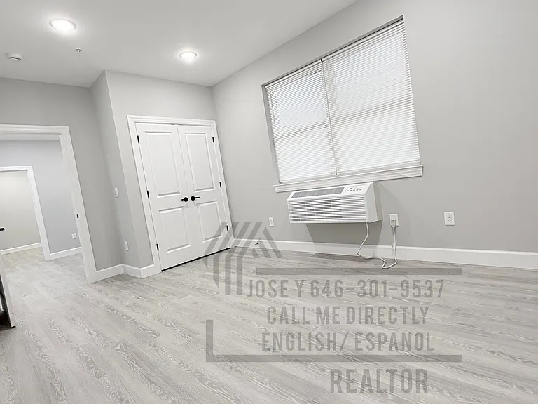168-170 Fair St #200 — Photo 12