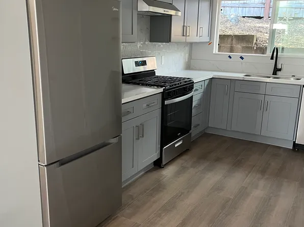 411 Lawrence Dr #A, San Luis Obispo, CA 93401