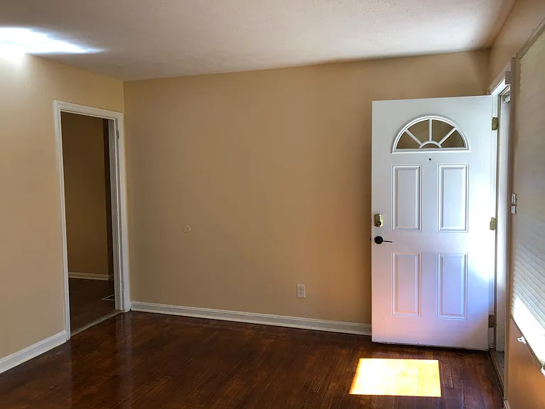 1846 Colony Dr — Photo 22