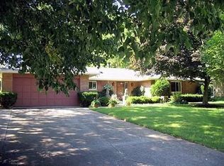 3300 Early Rd, Dayton, OH 45415