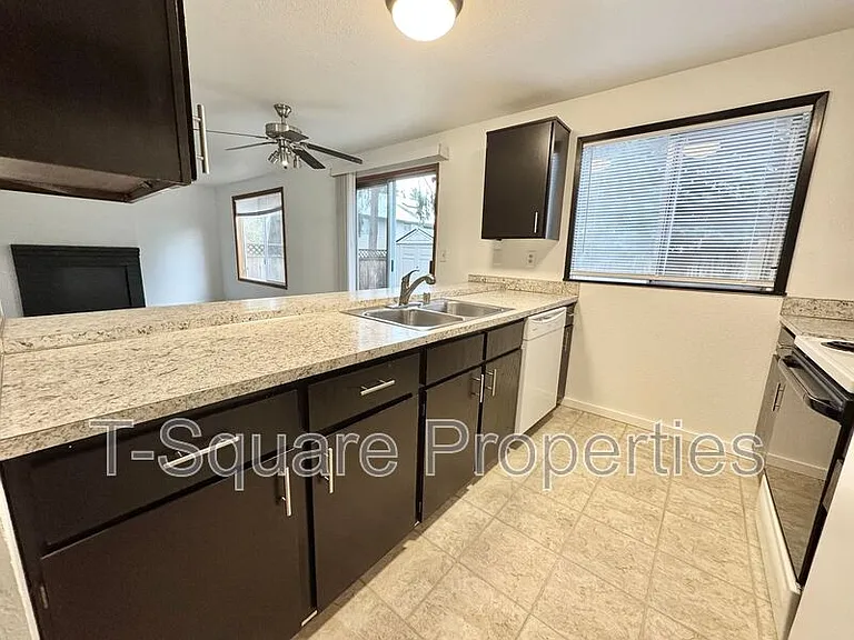 2720 204th St SW #C — Photo 3