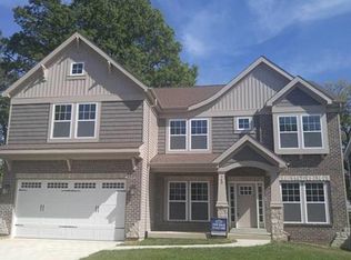740 Cherry Tree Ln, Olivette, MO