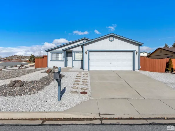 6444 Serrano Ct, Sun Valley, NV 89433