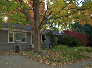 1406 S Grove St, Urbana, IL