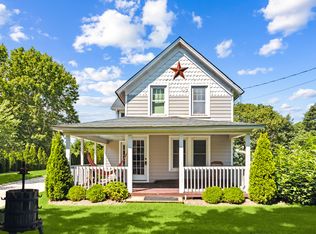 148 Montauk Hwy, Westhampton, NY 11977