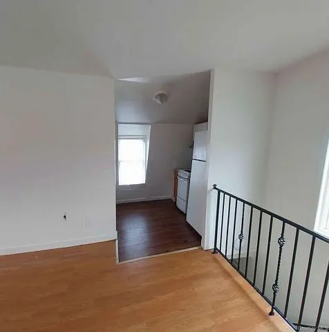 2 bed, 2.0 bath, 850 sqft, $3,200 — Photo 4