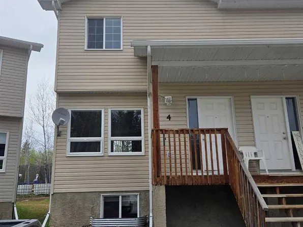 624 S 41st St #4, Edson, AB T7E 1A4