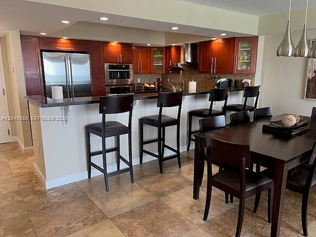 5701 Collins Ave #302 — Photo 6