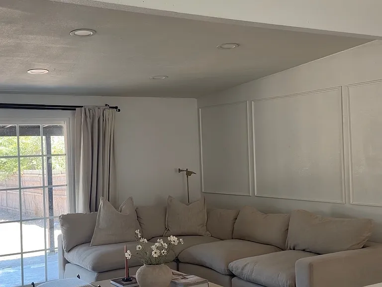 649 W Ramona Dr — Photo 3