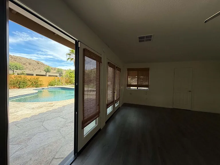 10 Venus Dr — Photo 65