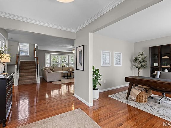 4th image of 13 Macleod Ct