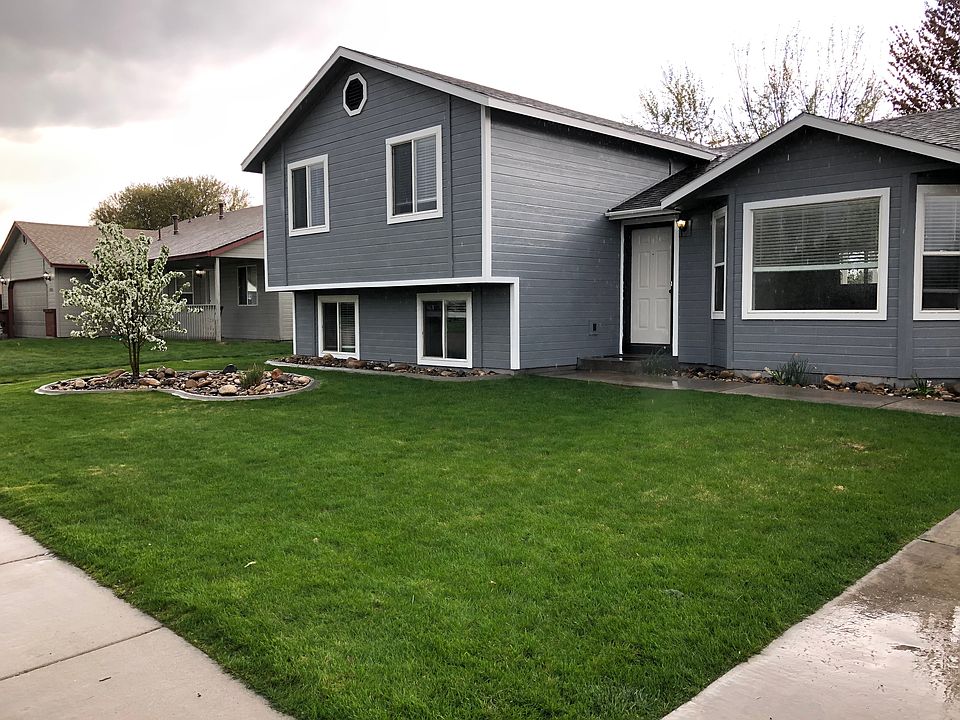 2nd image of 2587 N Old Stone Way