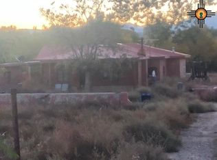 2216 N Riverside Dr, Espanola, NM 87532