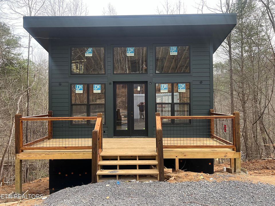 1467 Licking Spring Way UNIT 3, Sevierville, TN 37876 MLS 1255551