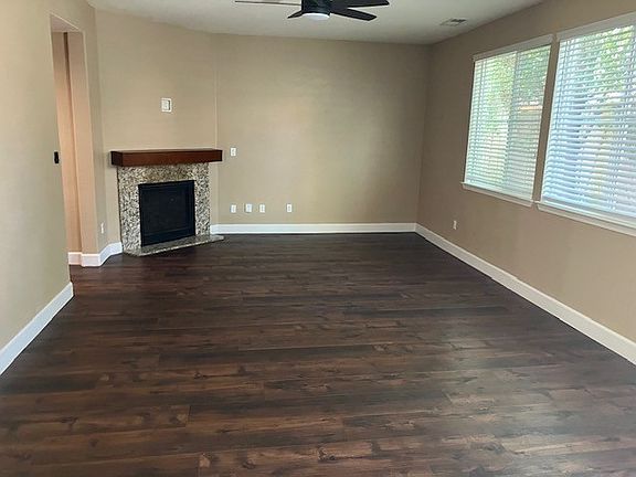 5th image of 10861 Walnut Ridge Dr
