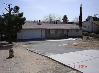16185 Molino Dr, Victorville, CA 92395