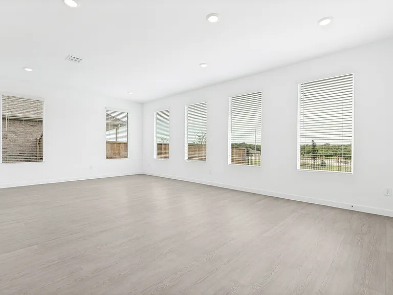 3029 Eriskay Dr — Photo 13