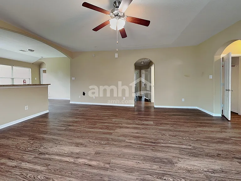 28606 Lockeridge Farms Dr — Photo 8