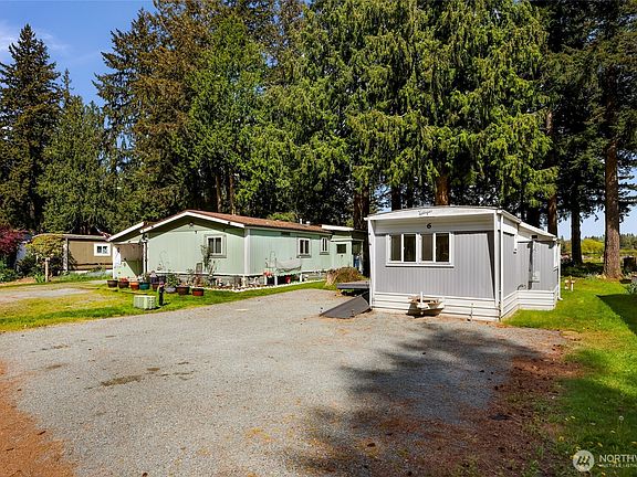 4th image of 24443 Wicker Road #6