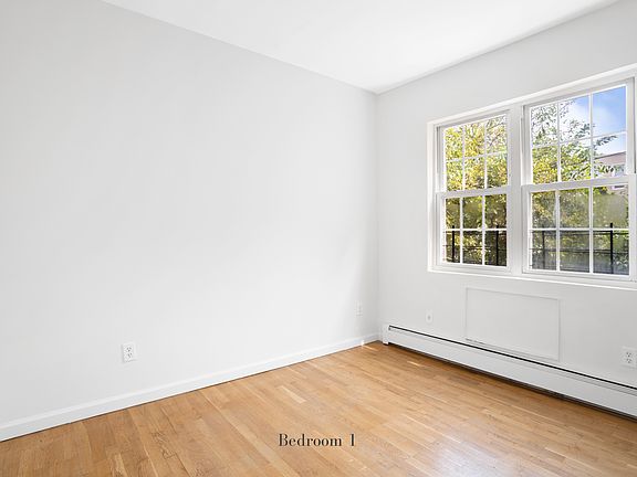 3rd image of 224 Woodbine St #2