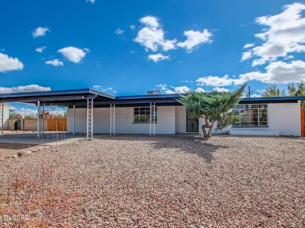 8936 E Harborage Dr, Tucson, AZ 85710