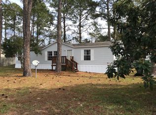 73 Brenda Ln, Mary Esther, FL 32569