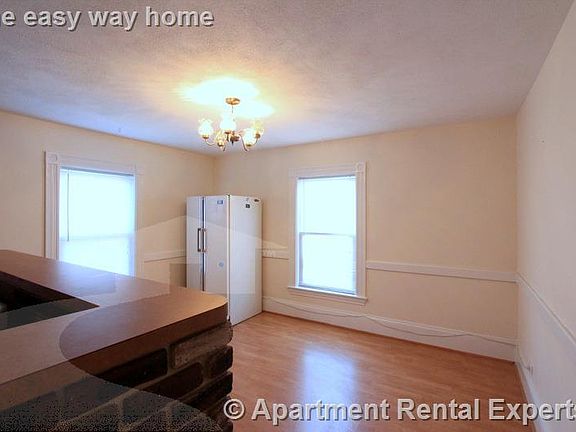 4th image of 14 Abbott St #2S
