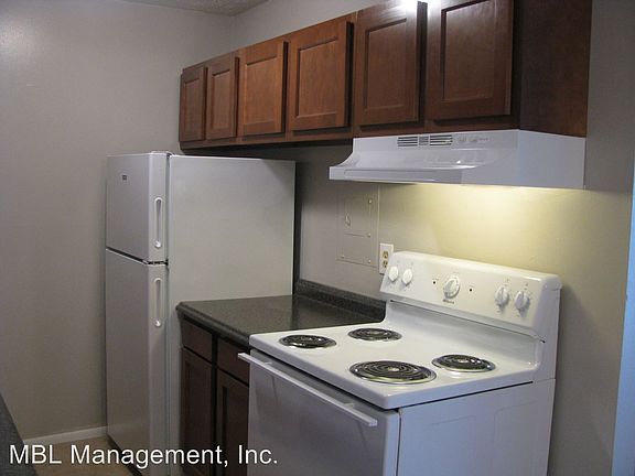 2nd image of 5874 Buckeye Ln APT 14