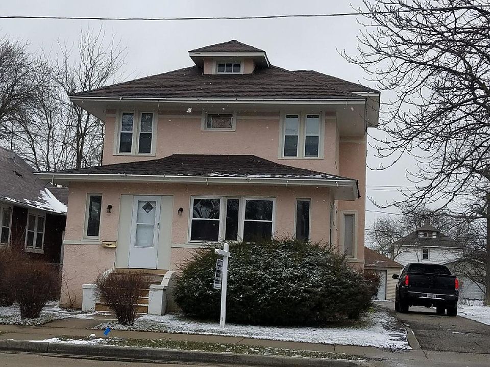 1st image of 821 S McAlister Ave