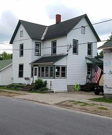 2nd image of 132 Barnes St