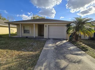 1203 NE 5th St, Mulberry, FL 33860