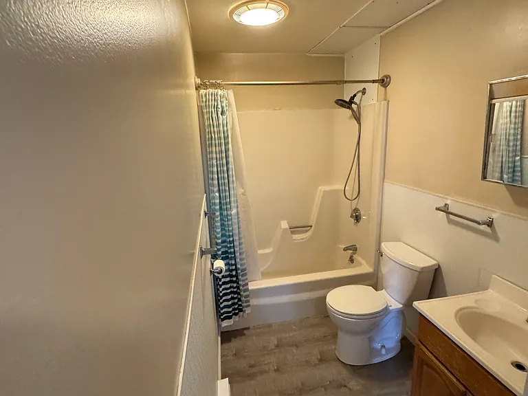77 Wilshire Dr #77 — Photo 3