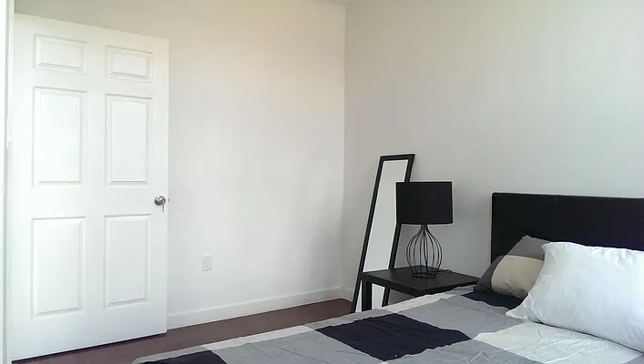 Rented by Portman Realty Corp | media 48