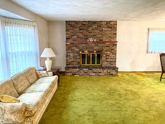 2nd image of 12990 Kirkendall Rd