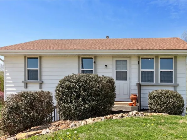 10518 Oak Trafficway, Kansas City, MO 64155