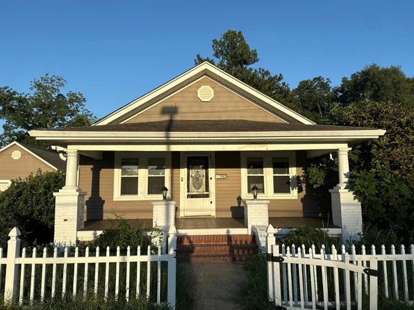 108 E Academy St, Hertford, NC 27944
