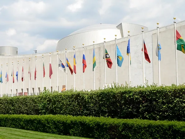 240 East 47th Street image 19 of 19