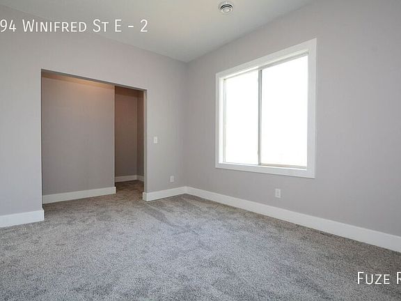 4th image of 294 Winifred St E #2