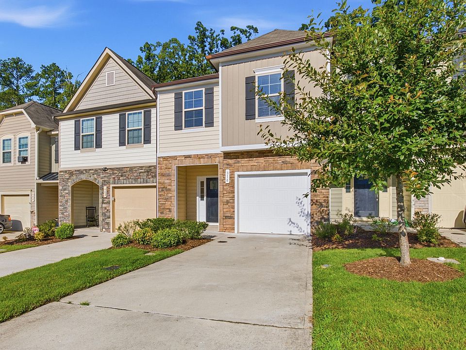 1st image of 318 Irving Way